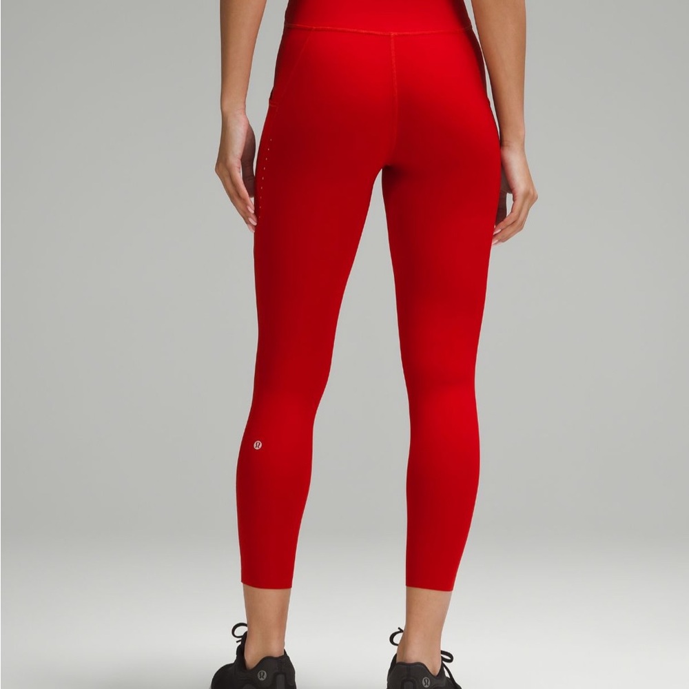 lululemon 25” Fast and Free high rise w/pockets size 4